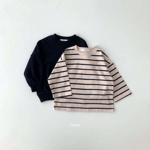 Sweatshirt + Tee