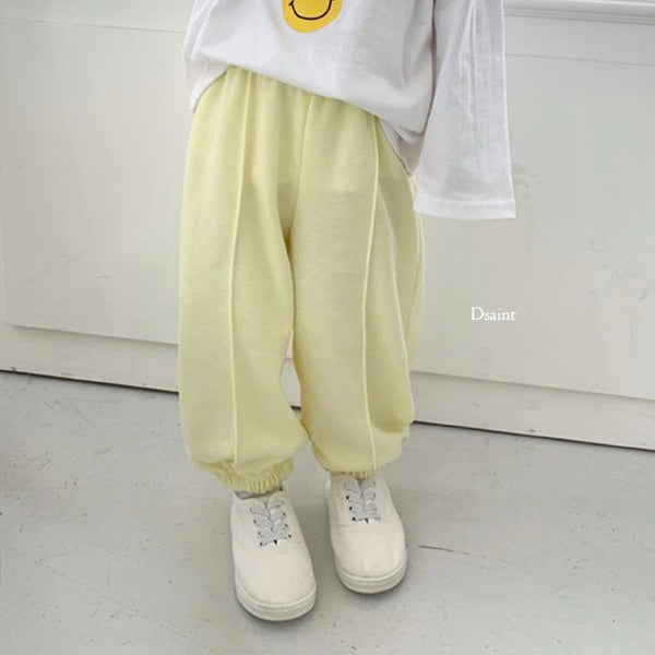 Everyday Pleat Jogger