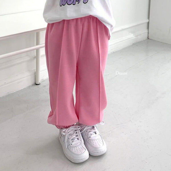Everyday Pleat Jogger
