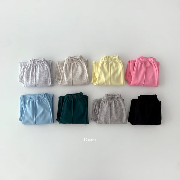 Everyday Pleat Jogger