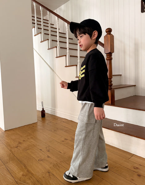 Wide cargo pants