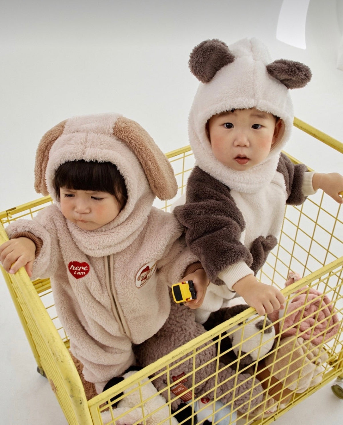 Kinder Friends Suit