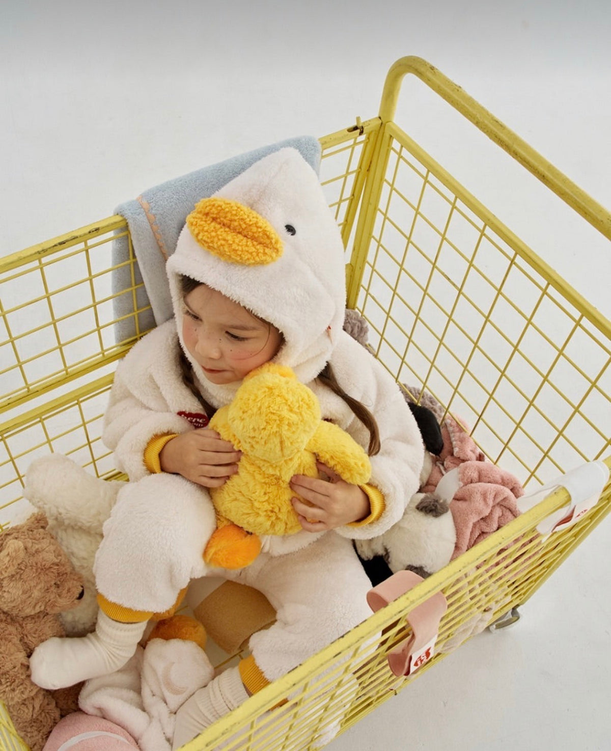Kinder Friends Suit