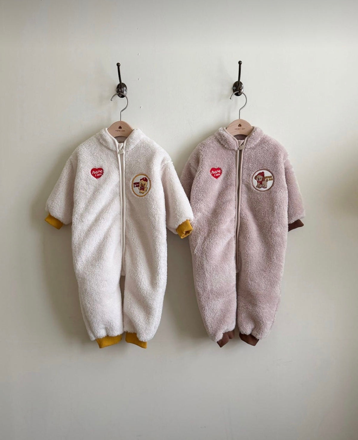 Kinder Friends Suit