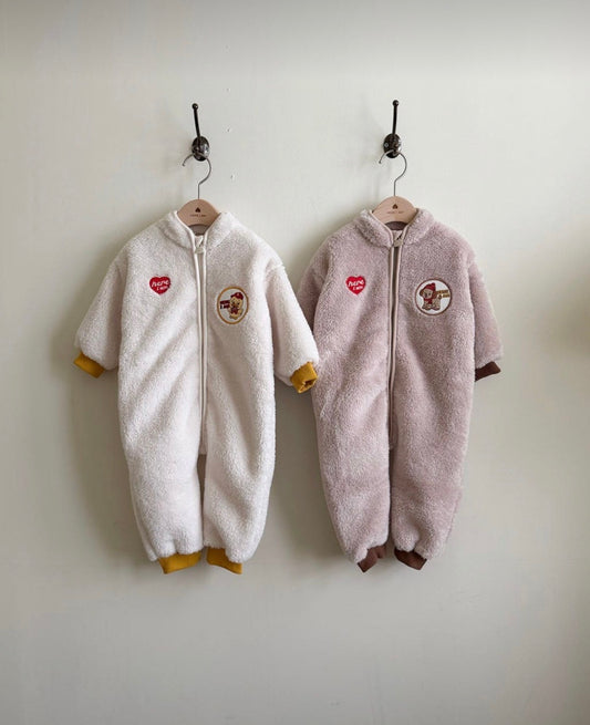 Kinder Friends Suit