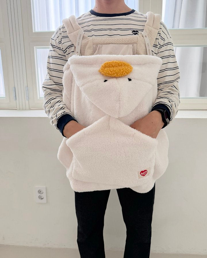 Kinder baby carrier warmer